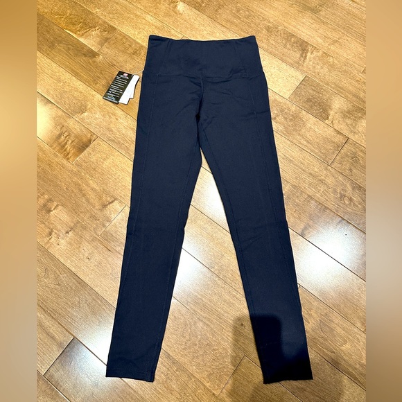 TUFF ATHLETICS • Yoga leggings - black - Picture 1 of 5